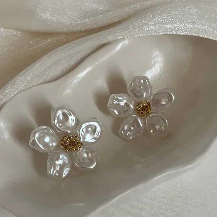 Irregular Pearl Petal Earrings - Celine-The Livary