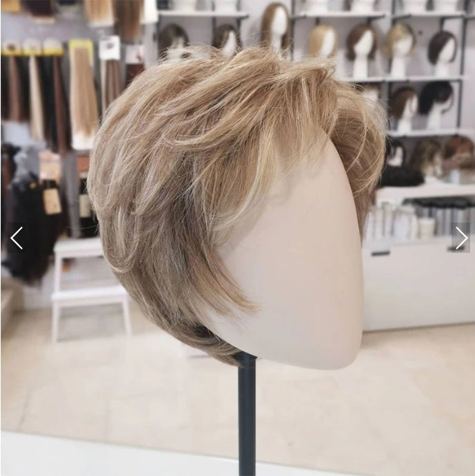 Quick Clip-in Hair Extensions for Short Hair – Zuri-Blonde-The Livary
