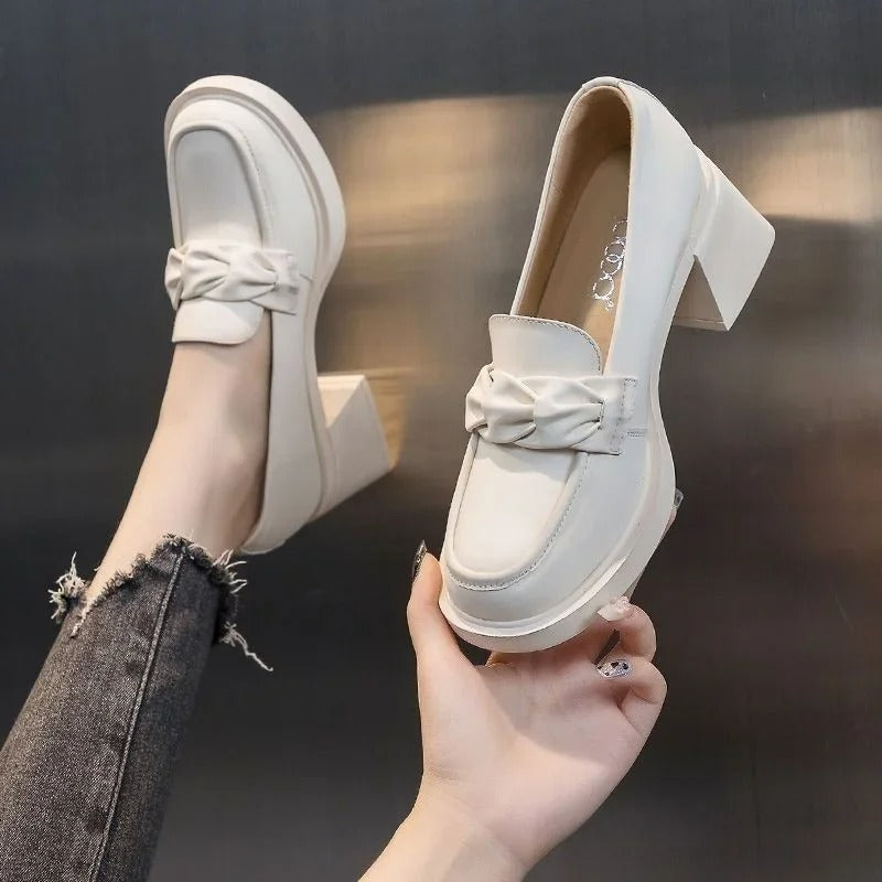 Elegant women's shoes with square heel – Seraphina-White-3-The Livary
