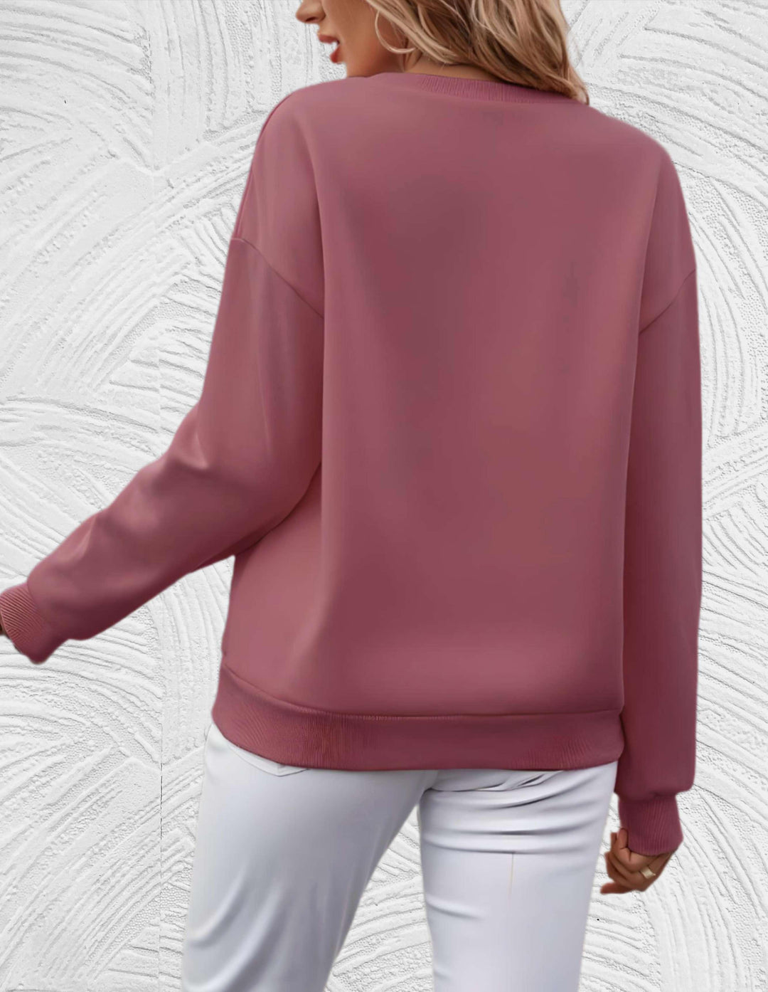 Oversized Women's Sweater with Round Neck - Luna