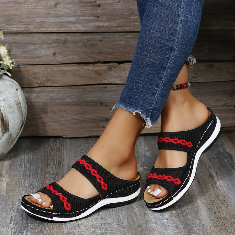 Ladies Sandals with DynamicSupport Technology - LunaStride-Black-2.5-The Livary