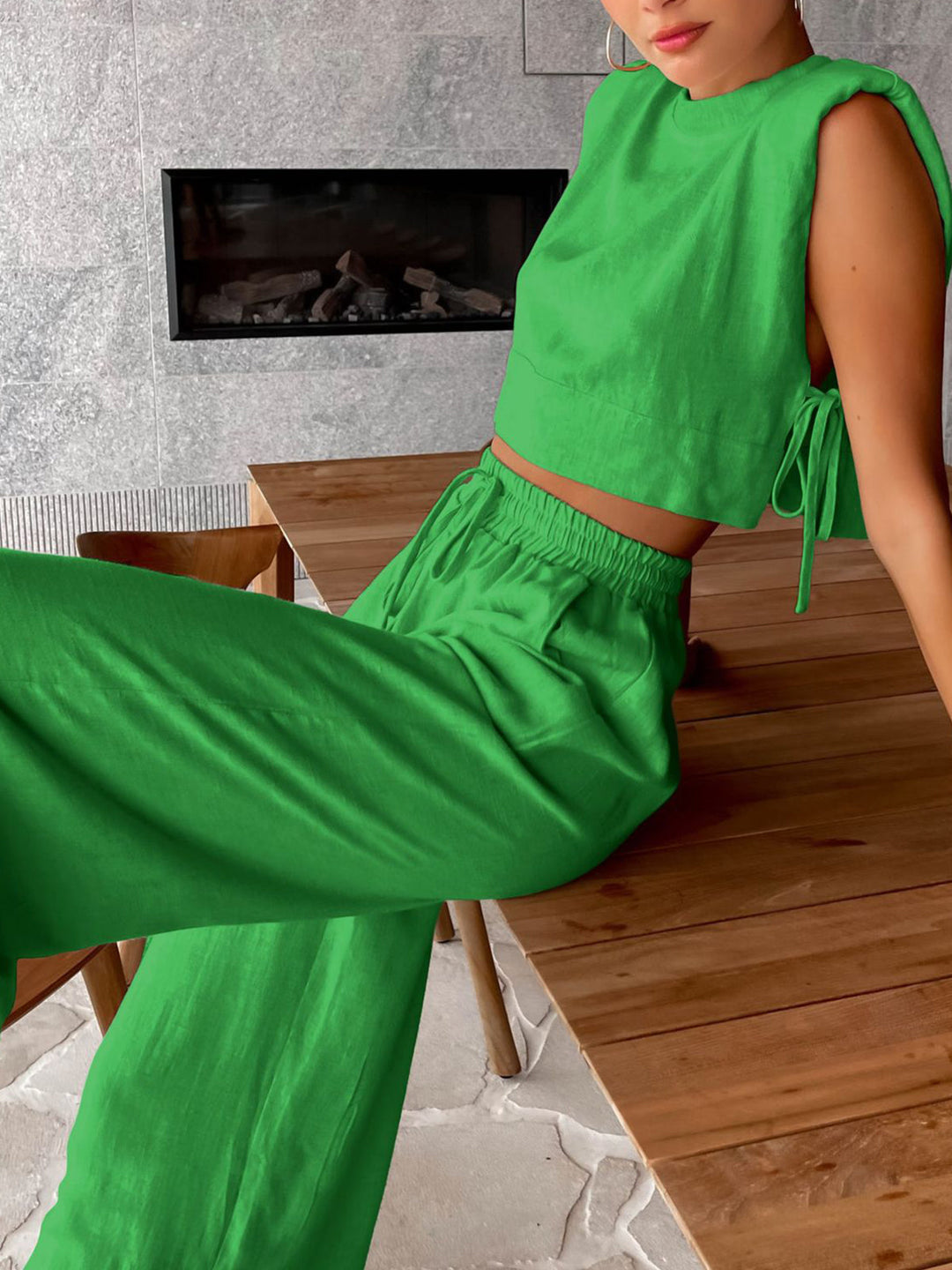 Two-piece summer set with crop top and trousers – Valeria-Green-S-The Livary