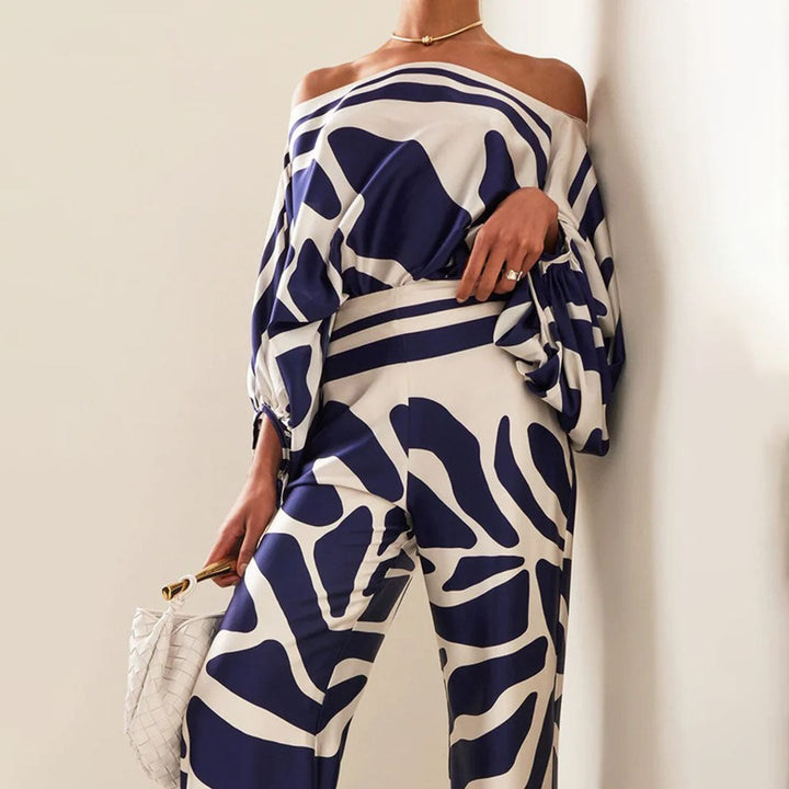 Two-Piece Satin Set with Pattern – Selena-Black-S-The Livary