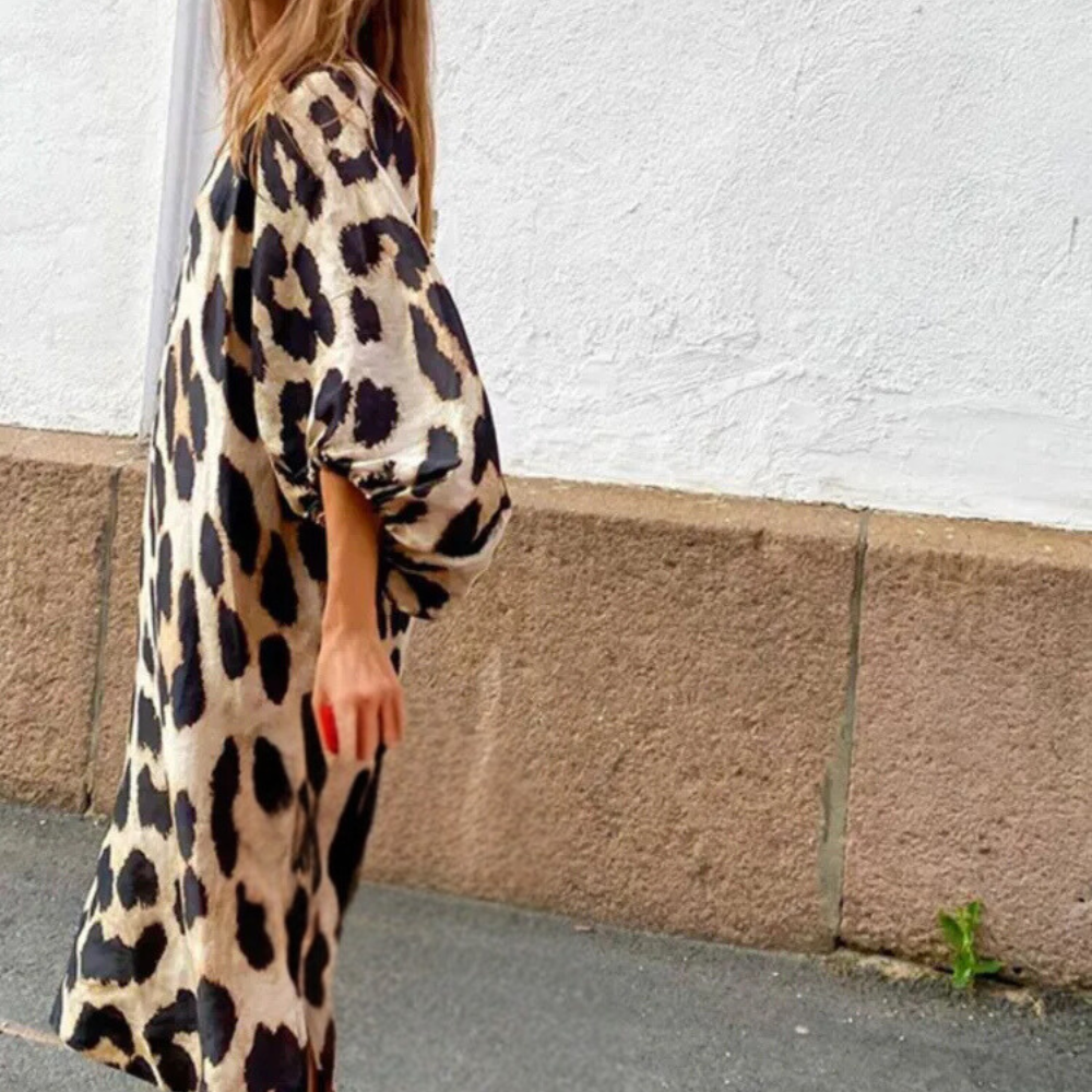 Loose-fit Panther Print Dress - Selena-2XS-The Livary