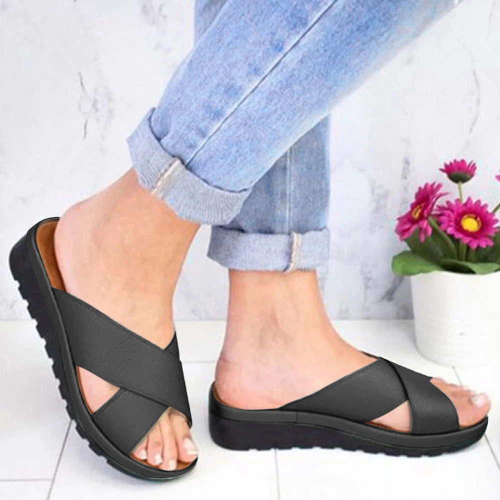 Comfortable Ladies' Sandals - Nova-Black-2.5-The Livary