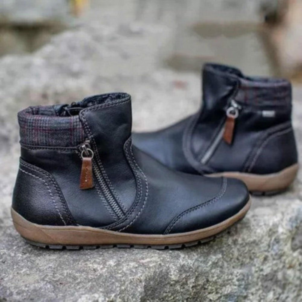 Stylish Waterproof Women's Boots - Isabeau-Black-2.5-The Livary