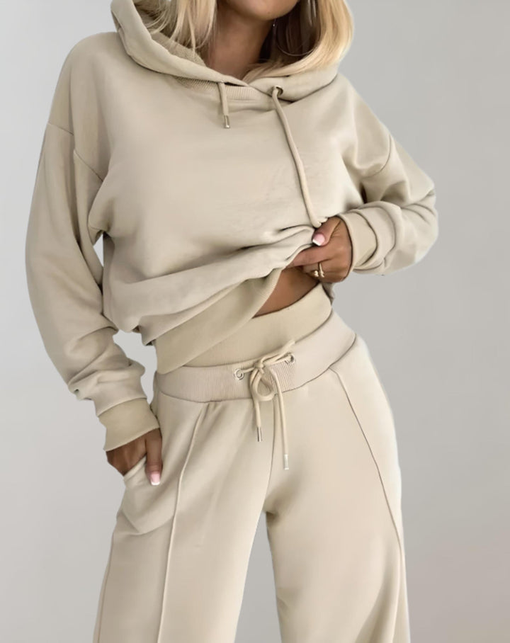 Cléo - Comfy Two-piece Set with Hoodie and Wide Trousers-Beige-S-The Livary
