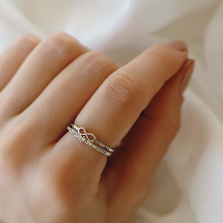 Infinite Love Ring - Amour-The Livary