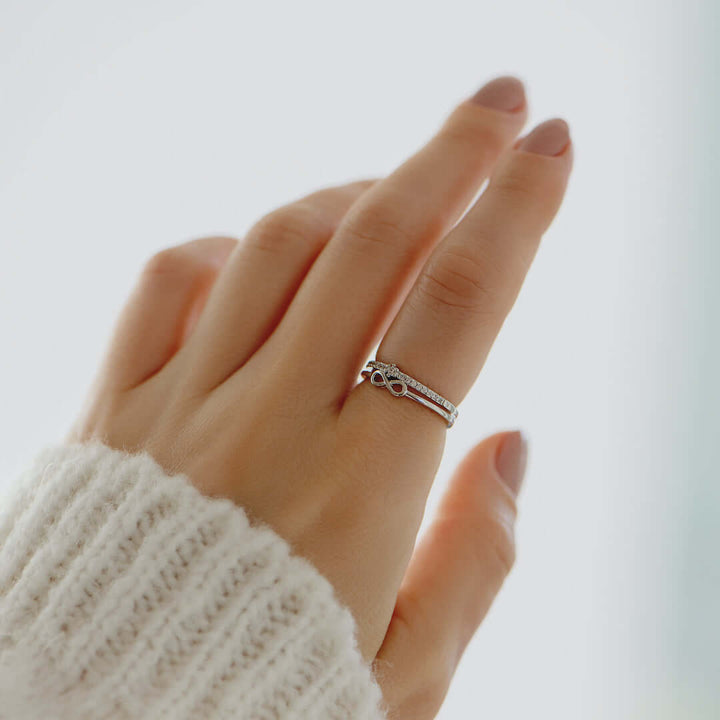 Infinite Love Ring - Amour-The Livary