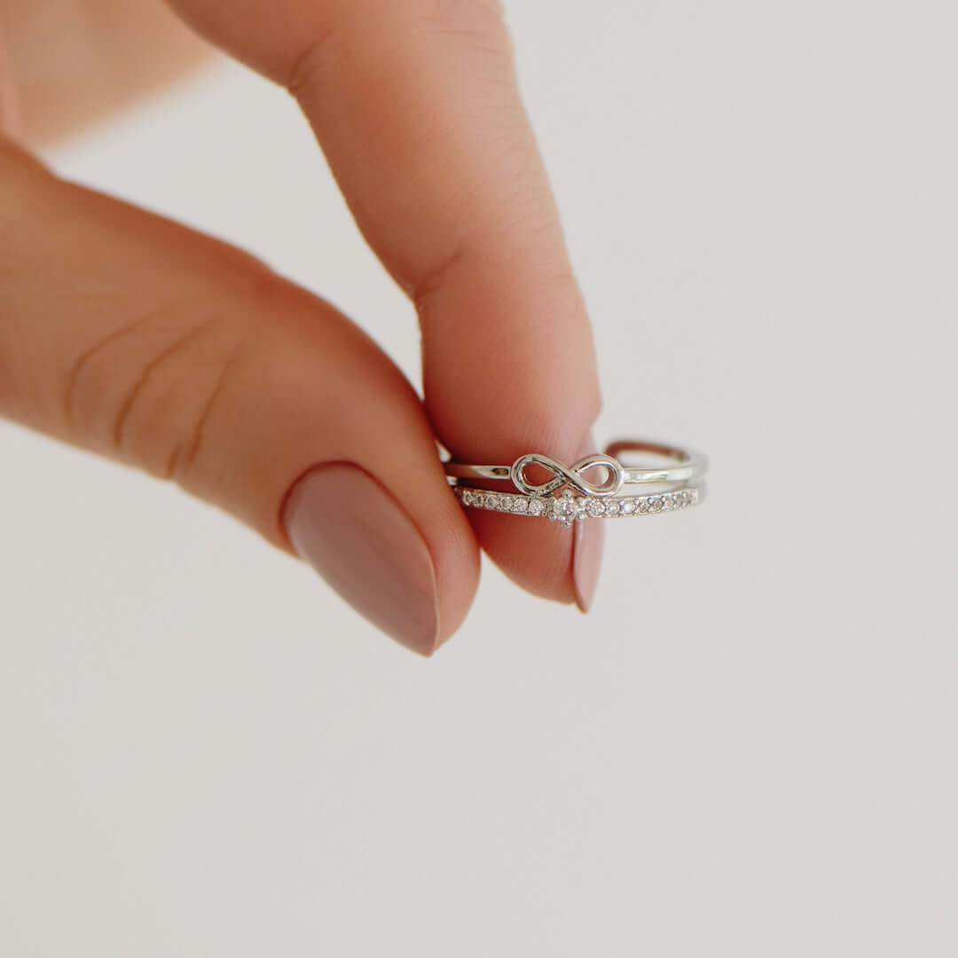 Infinite Love Ring - Amour-The Livary