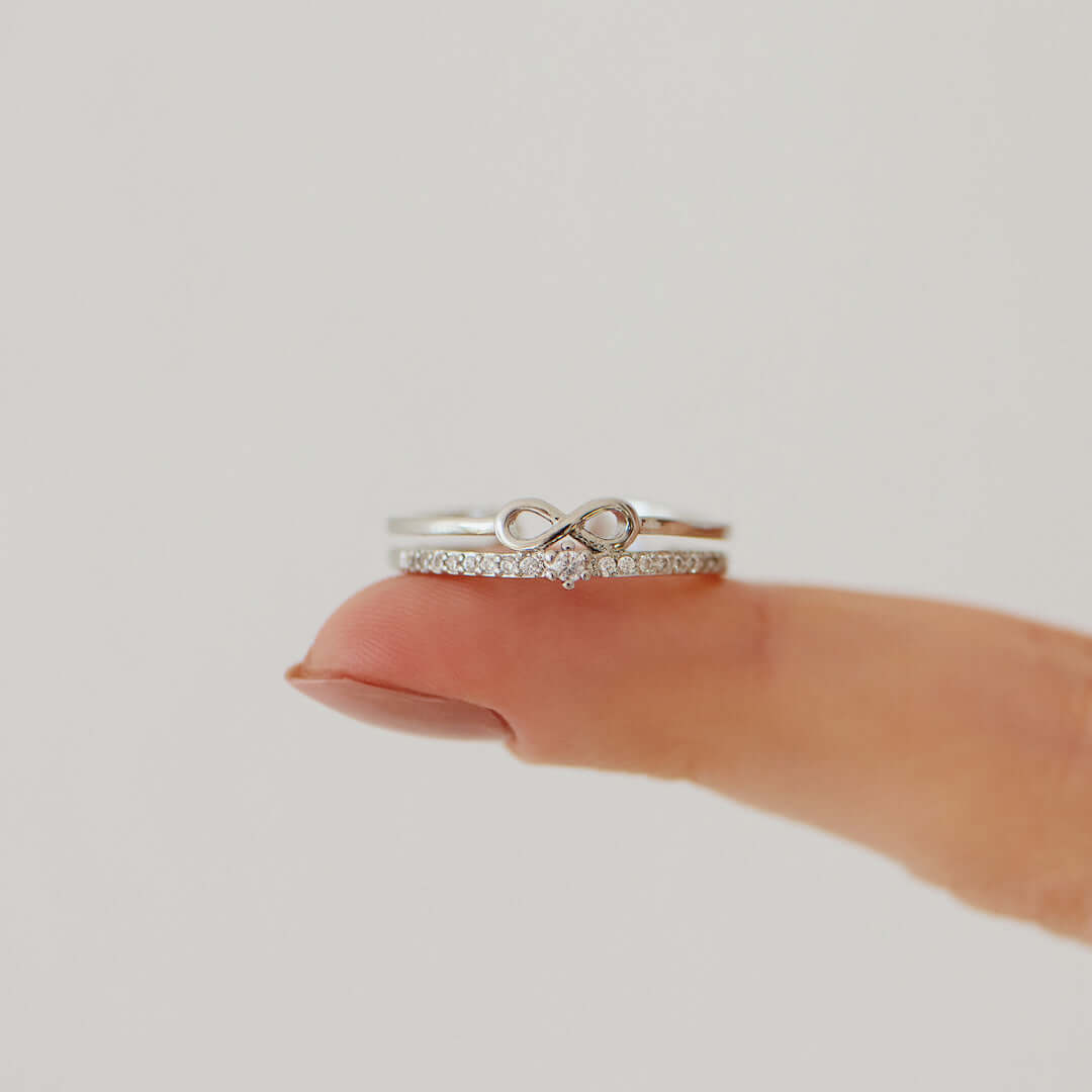 Infinite Love Ring - Amour-The Livary