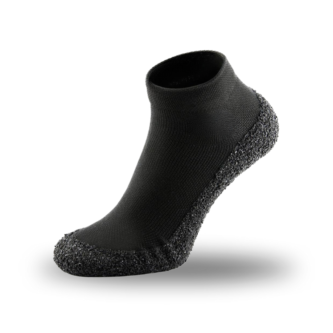 Freedom and Comfort at Your Feet - FreeStep™-Black-2.5-The Livary