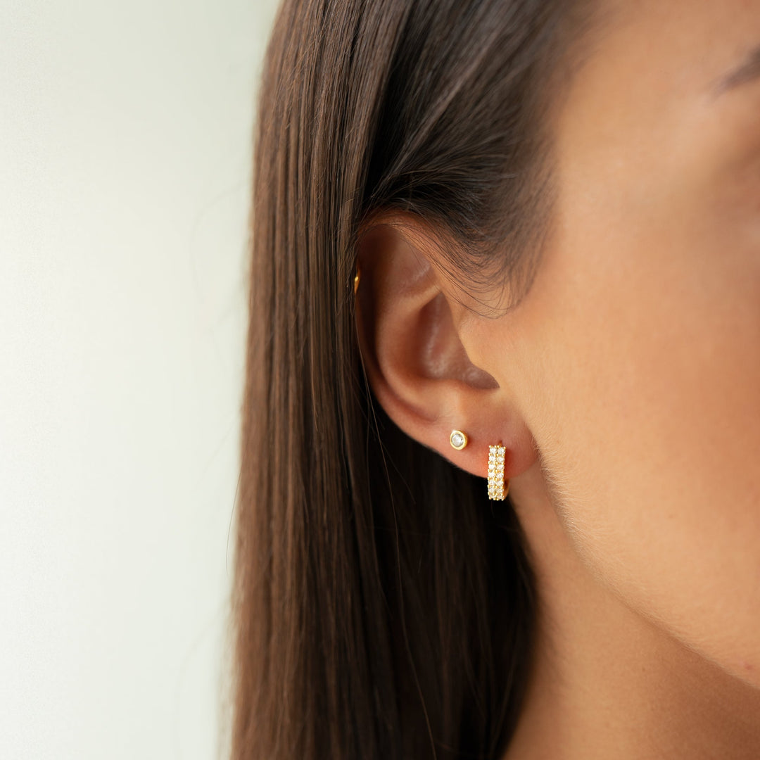 Compact Circle Earrings - Amira-Gold-White-The Livary