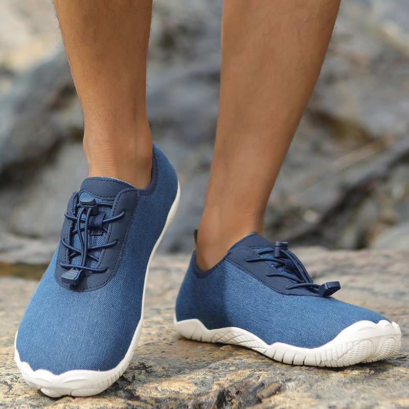 Barefoot sports shoes with non-slip sole – Leonis-Blue-2.5-The Livary