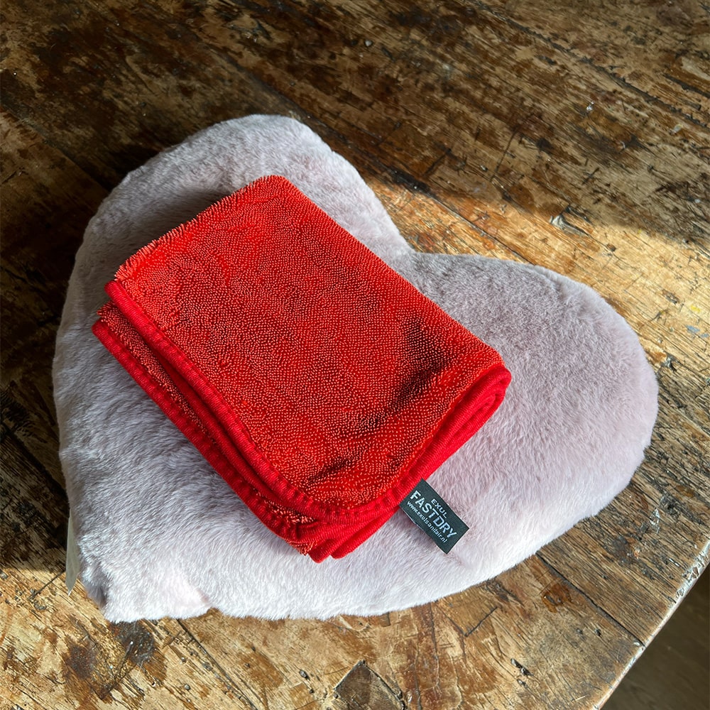 Super Absorbent Drying Cloth – DrySwift-Red-The Livary