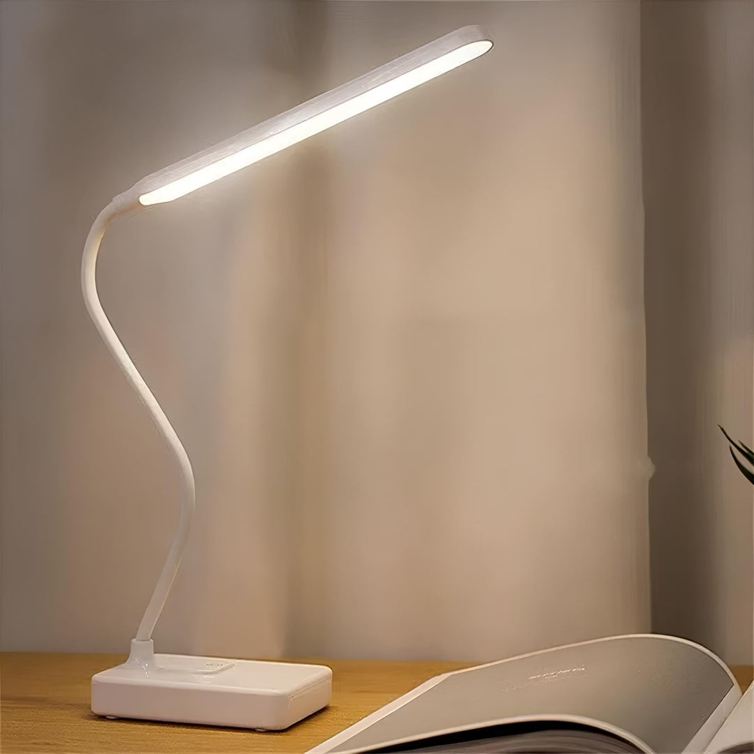 Flexible Desk Lamp - LumoFlex-Plug-The Livary