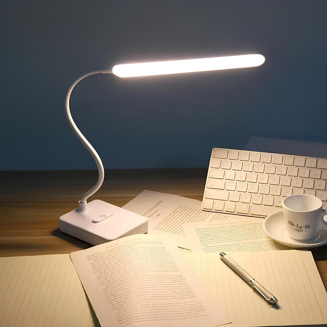 Flexible Desk Lamp - LumoFlex-Plug-The Livary