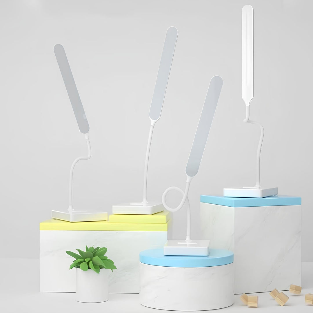 Flexible Desk Lamp - LumoFlex-Plug-The Livary