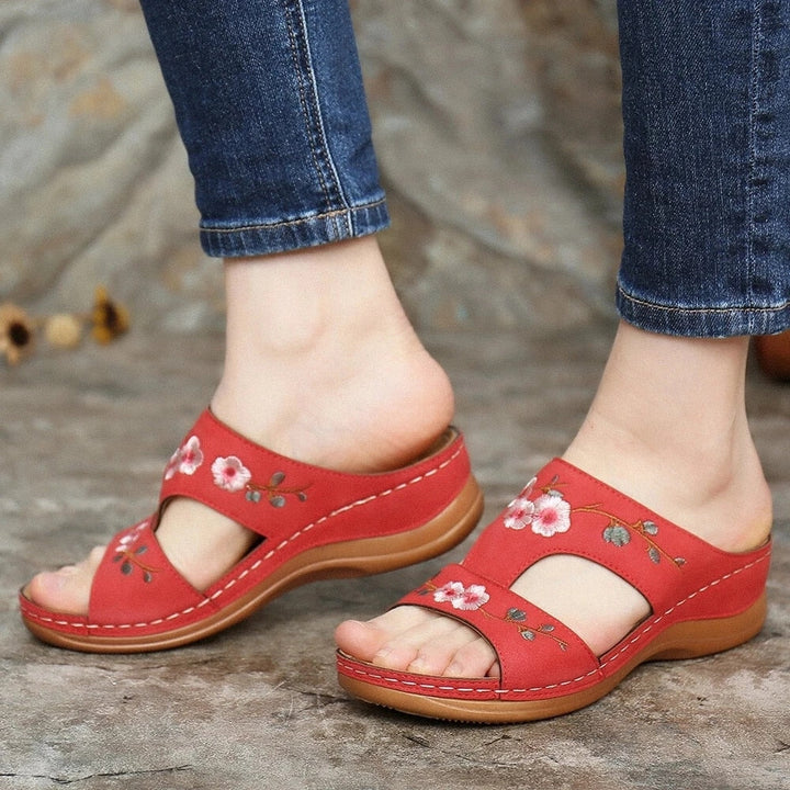 Orthopaedic flower sandals for women – Florina-Beige-2.5-The Livary