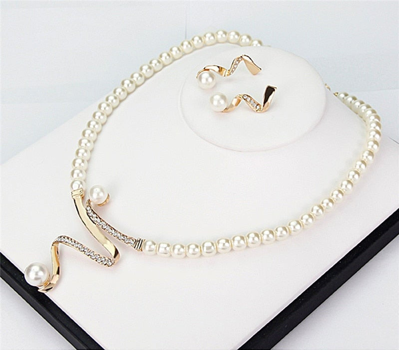 Natural Pearl Jewelry Set - Serena-The Livary