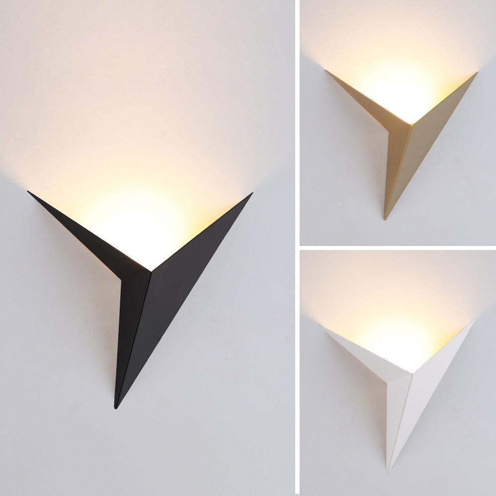 Modern Triangular Wall Lamp - TrigoLux-White-Warm Wit-The Livary