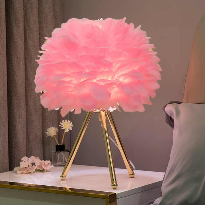 Dimmable Table Lamp with Luxury Feathers – Pluma-Pink-The Livary