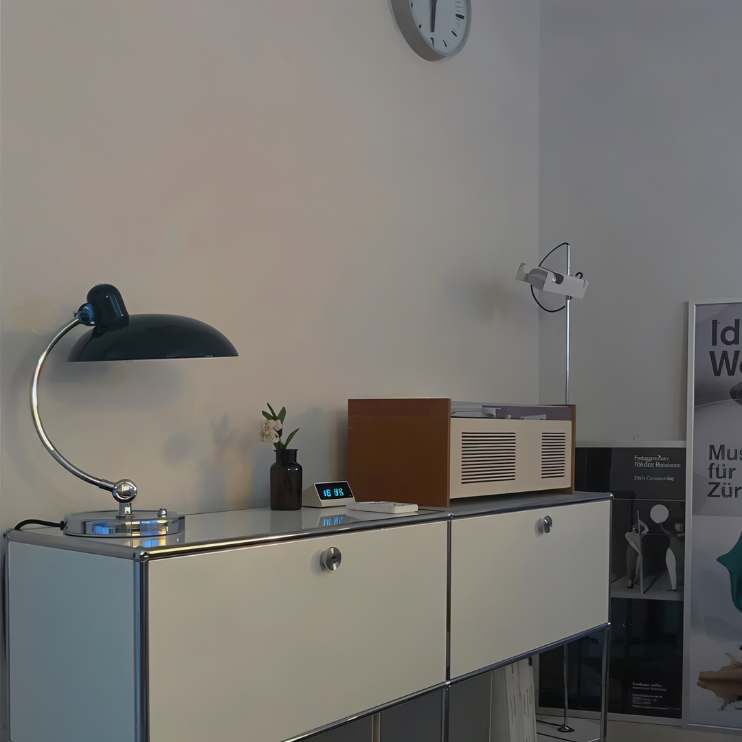 Adjustable Vintage Iron Desk Lamp – Virella-Black-The Livary