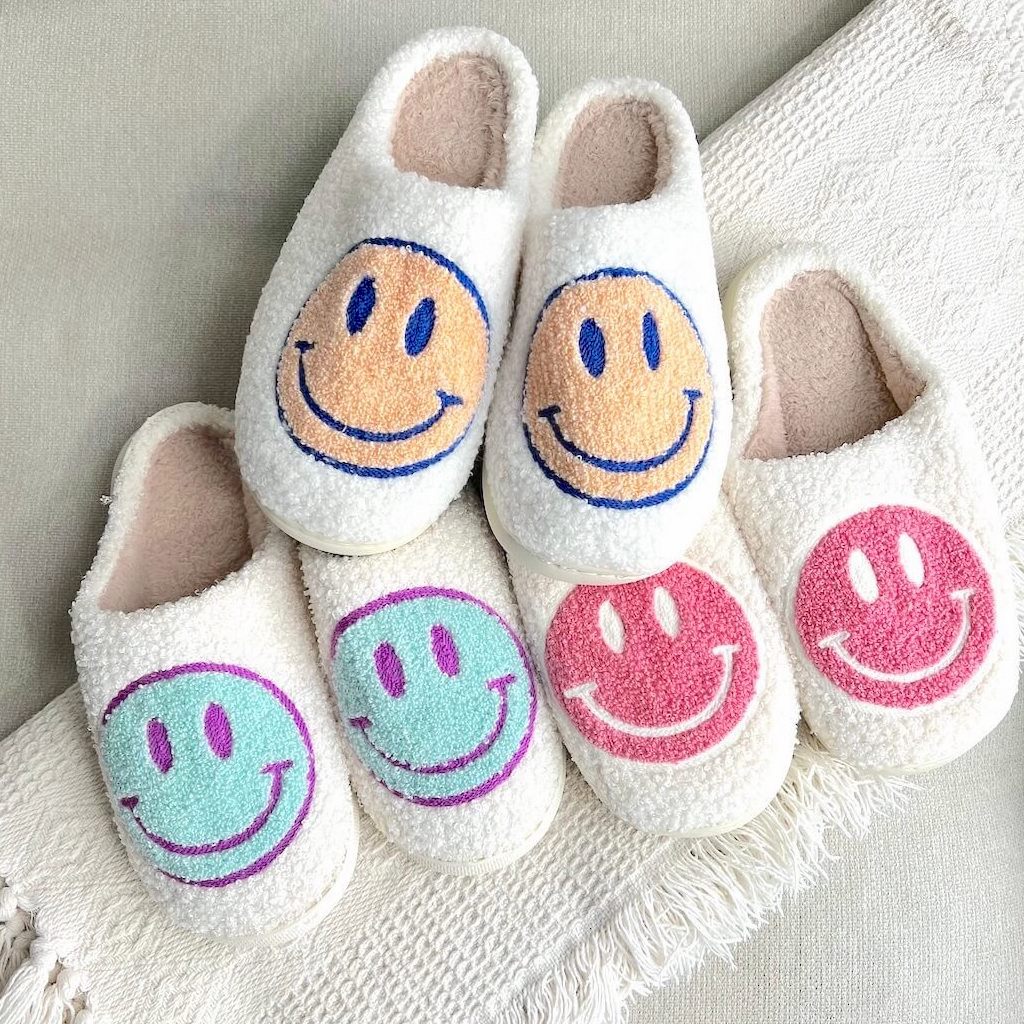 Ladies Slippers - CheerUp-White with yellow smiley-2.5-3.5-The Livary