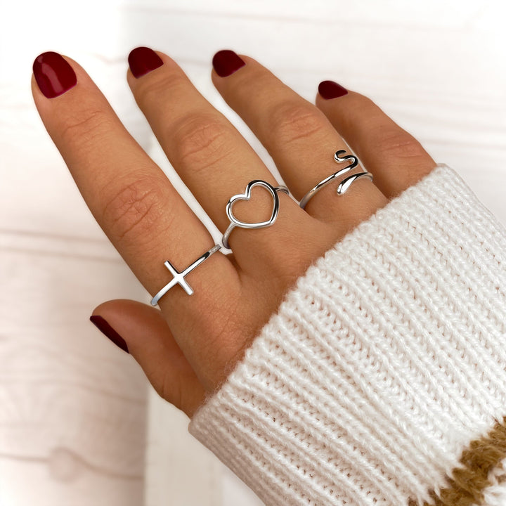 Trendy Ring with Cross Detail - Amélie-5-Silver-The Livary