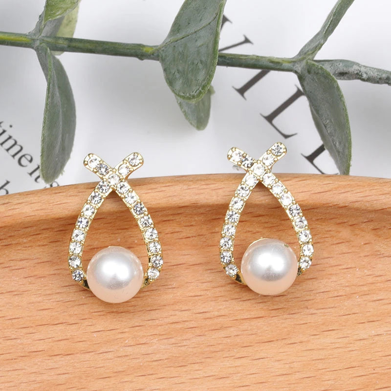 Stylish Glitter Pearl Earrings - Marie-The Livary