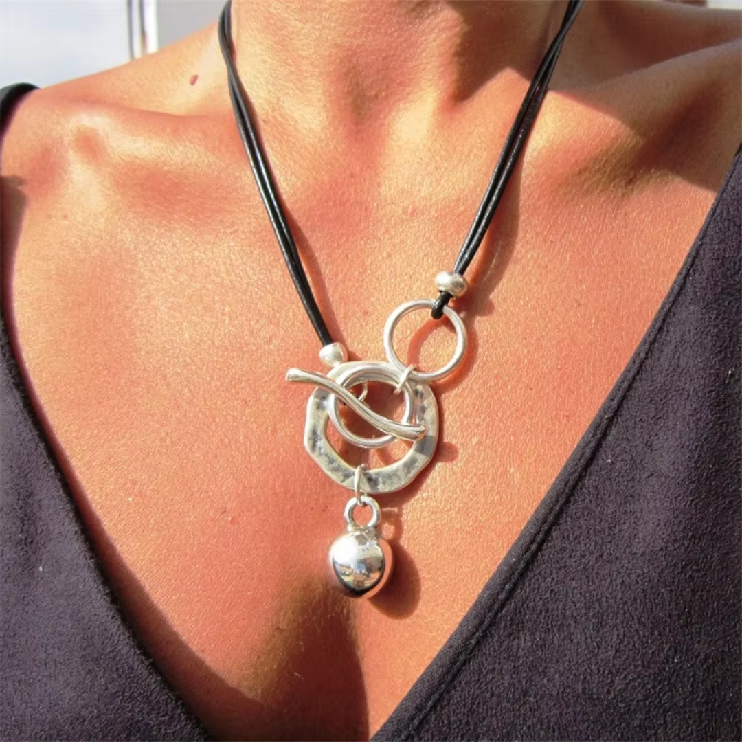 Vintage Silver Necklace - Eloise-The Livary