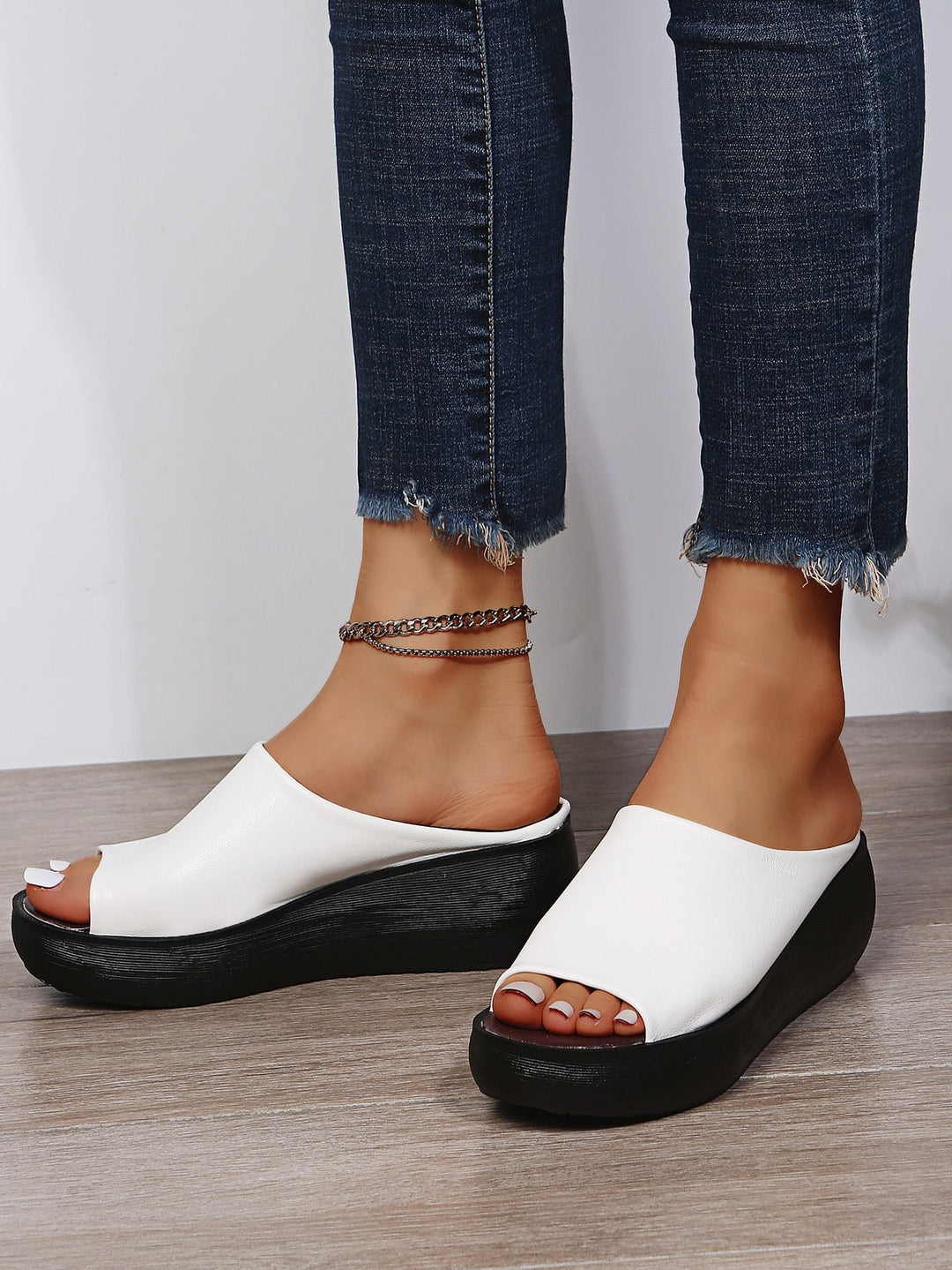 Luxurious Comfort Slippers with Ergonomic Design – Seraphina-White-3-The Livary