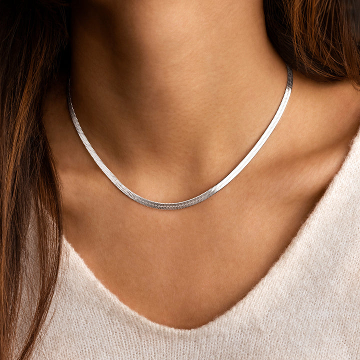 Stylish Flat Chain - Helena-Gold-The Livary