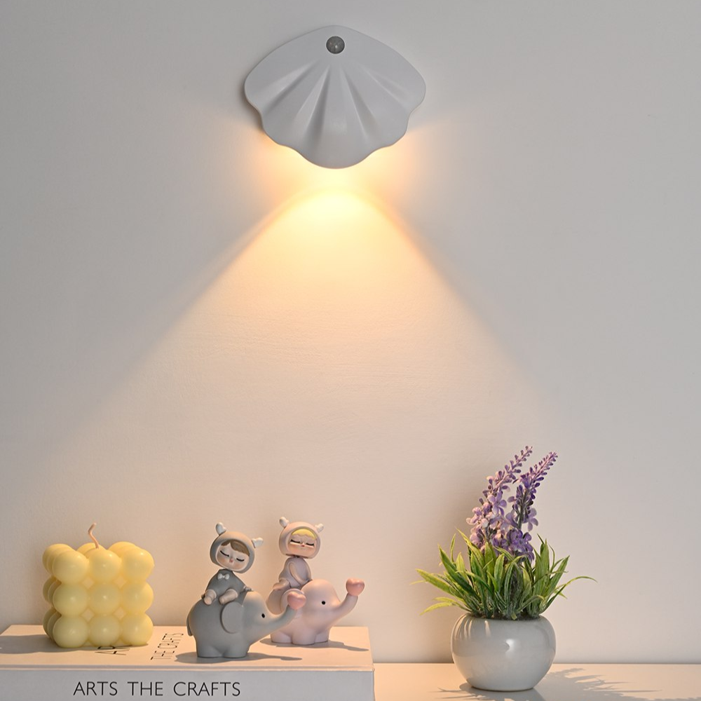 Smart Shell Motion Sensor Lamp - LumiMotion-White-The Livary