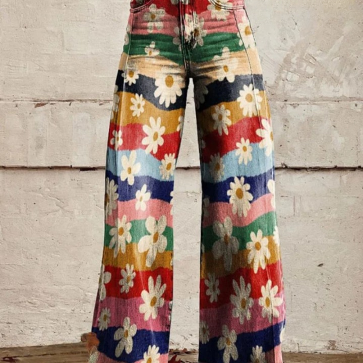 Trendy retro floral trousers with flares and a high waist – Mirella-S-The Livary