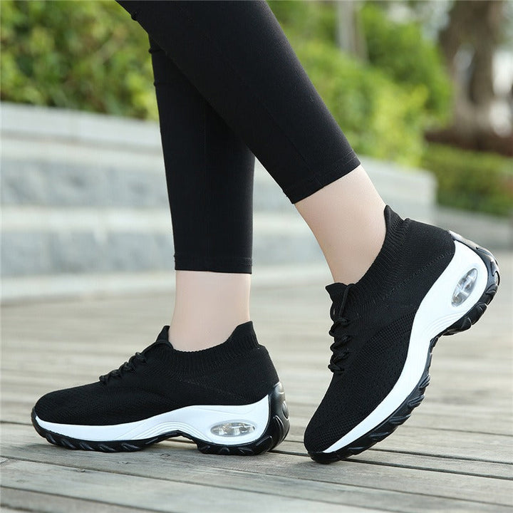 Pain-Relieving Ladies Sneakers - ComfortMax-Black-2.0-The Livary