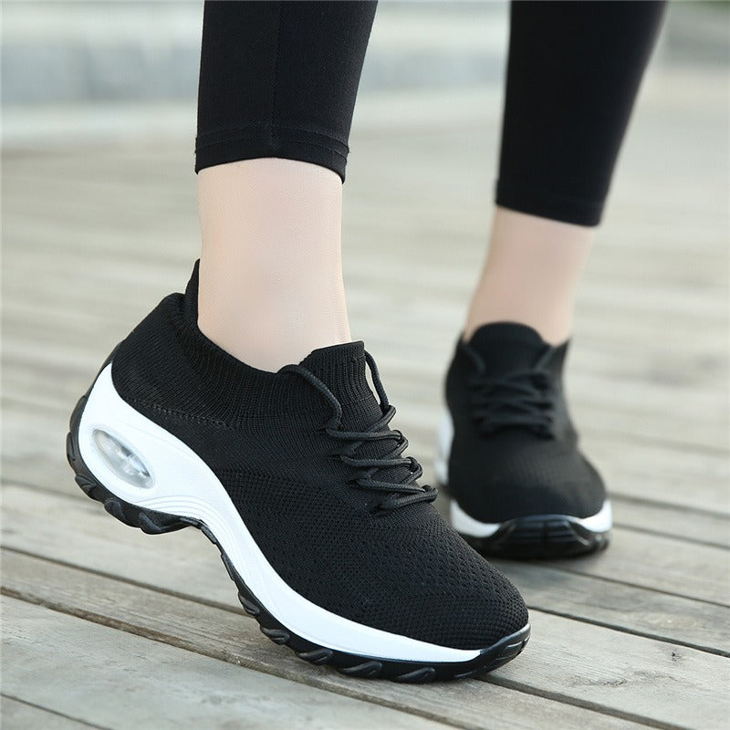 Pain-Relieving Ladies Sneakers - ComfortMax-Black-2.0-The Livary