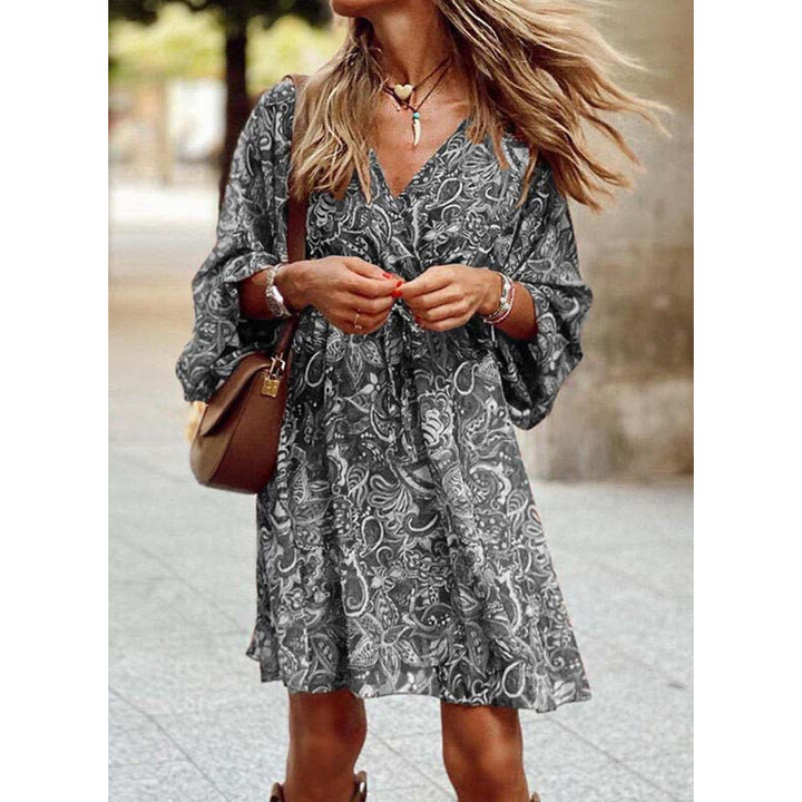 Light summer midi dress with a fitted silhouette - Elina-Gray-S-The Livary