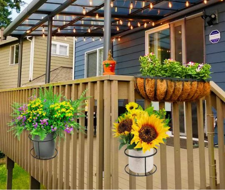 Hanging Railing Plant Holder – Balconia-The Livary