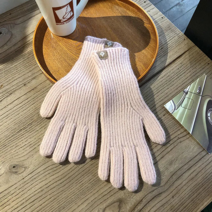 Comfortable Women's Gloves - Isolde-Pink-The Livary