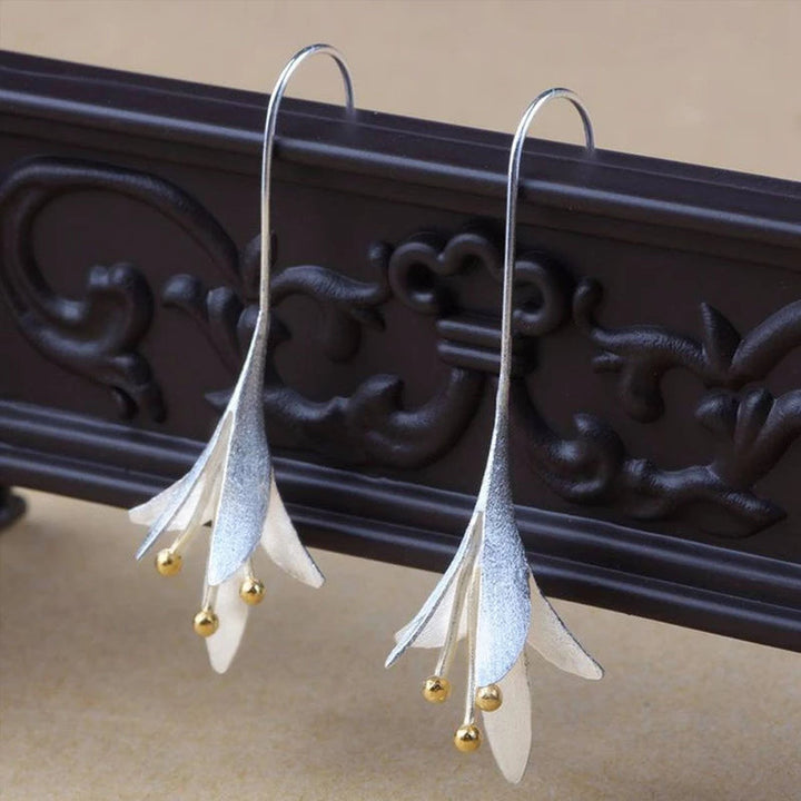 Silver Flower Earrings - Arlena-The Livary