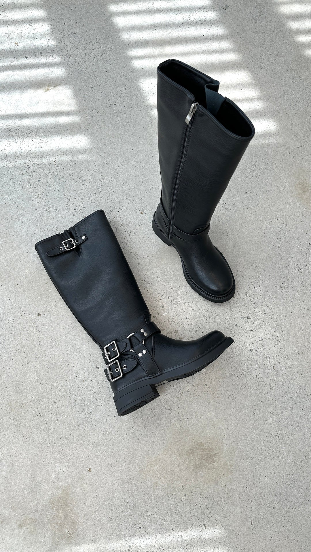 Cool Black Combat Boots - Aris-3-The Livary