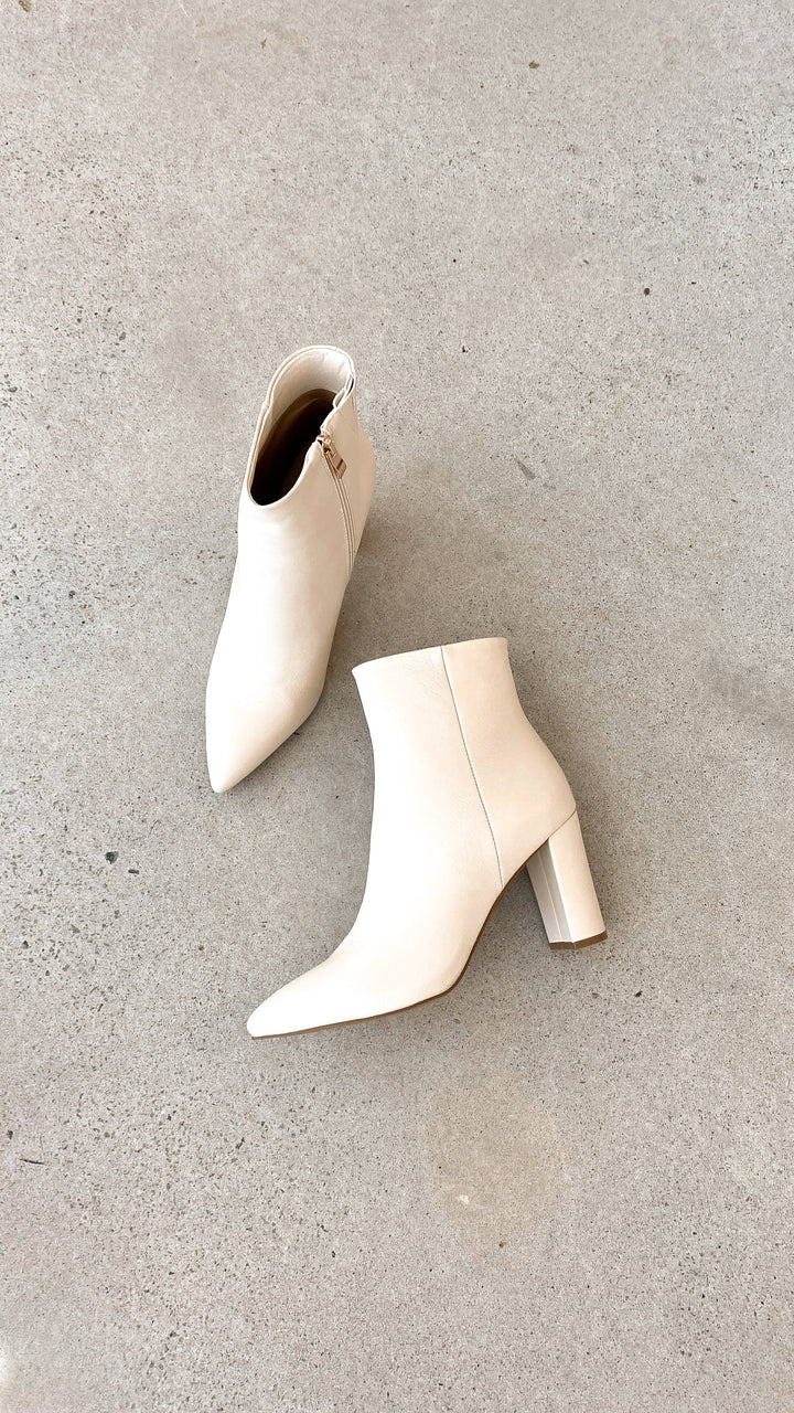 Fashionable Casual Ankle Boots - Elonette-Brown-3-The Livary