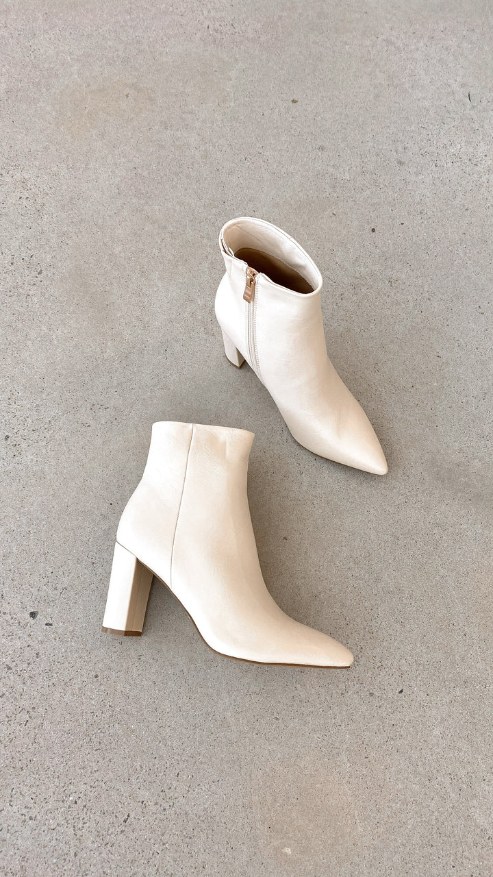 Fashionable Casual Ankle Boots - Elonette-Brown-3-The Livary