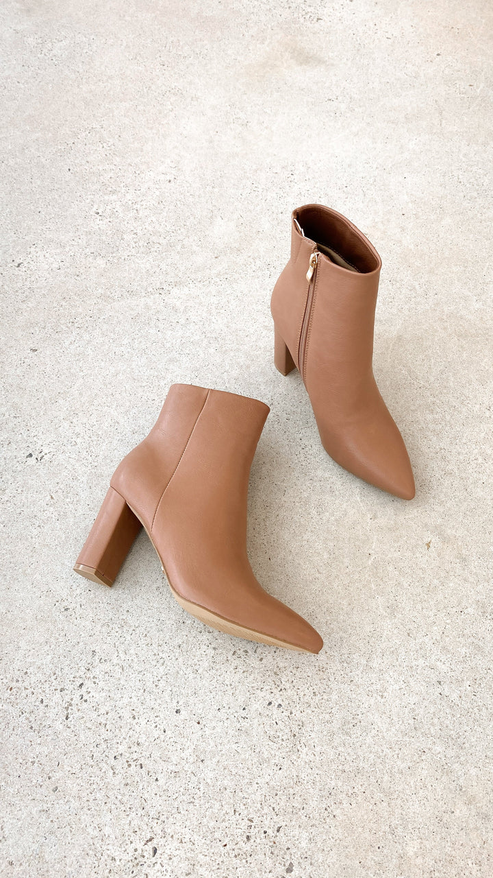 Fashionable Casual Ankle Boots - Elonette-Brown-3-The Livary