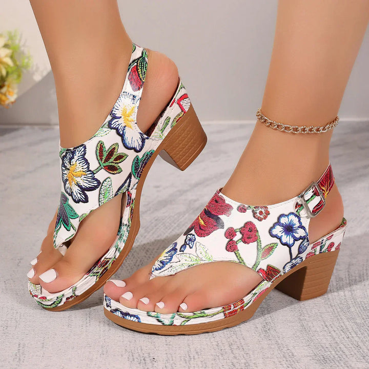 Colourful women's sandals with floral pattern and block heel – Yasmina-3-The Livary