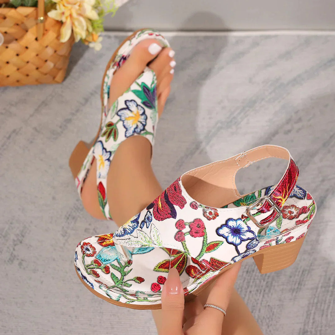 Colourful women's sandals with floral pattern and block heel – Yasmina-3-The Livary
