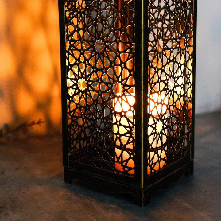 Bronze Vintage Candle Holder - Victor