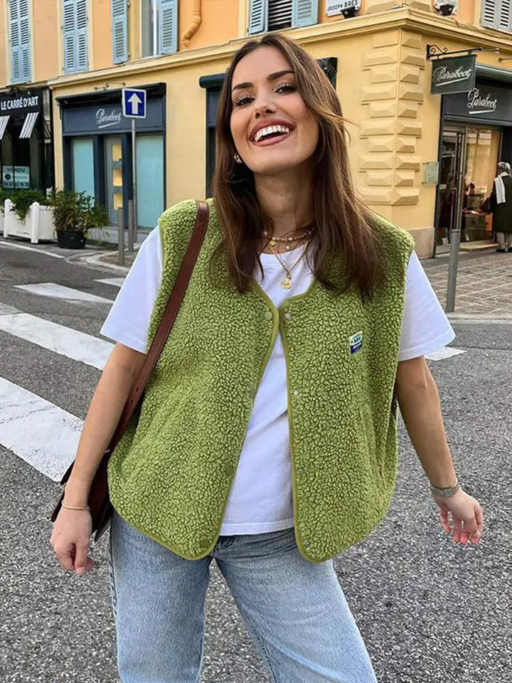 Warm & Comfortable V-neck Gilet for Women - Alina-Green-The Livary
