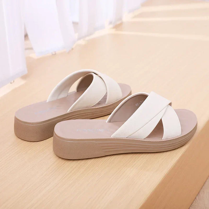 Ladies' wedge slippers made of leatherette with an open toe – Cassy-Beige-3.5-The Livary